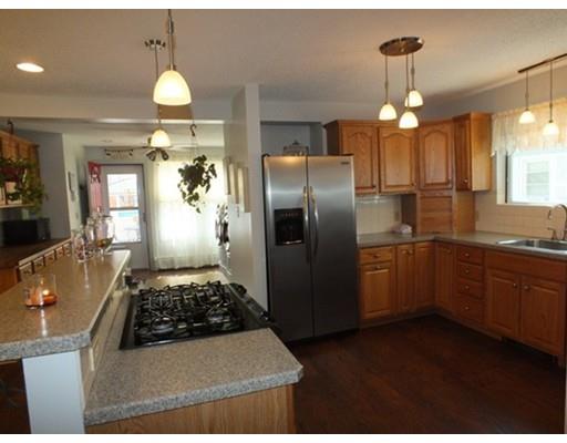 41 Margaret St, Springfield, MA 01105 photo 8