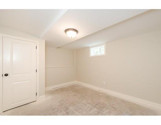 16 Mayflower Rd, Winchester, MA 01890 photo 19
