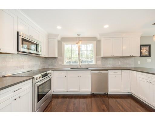 16 Mayflower Rd, Winchester, MA 01890 photo 9