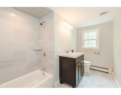 16 Mayflower Rd, Winchester, MA 01890 photo 12