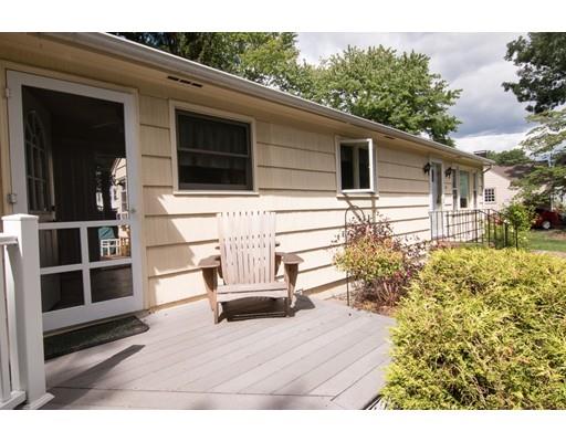 45 Chickering Rd, Lawrence, MA 01843 photo 3