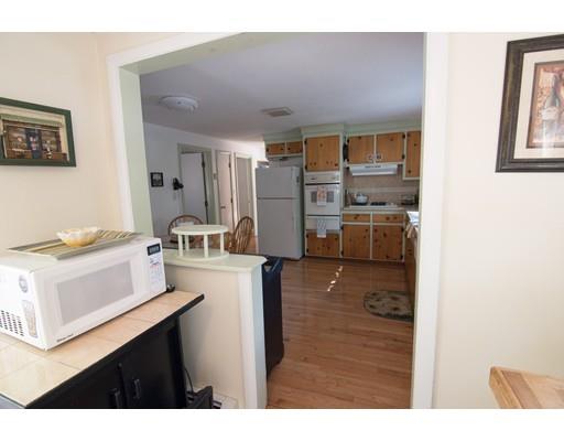 45 Chickering Rd, Lawrence, MA 01843 photo 4