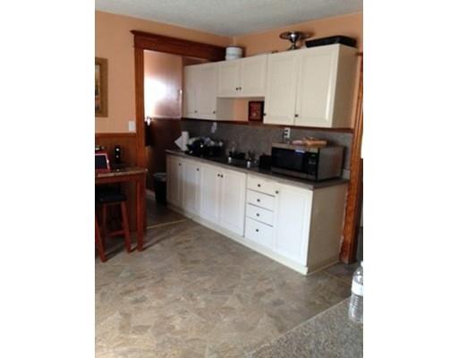 122 Parker St, Springfield, MA 01151 photo 17