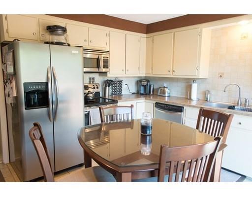 11 Studley St, Fairhaven, MA 02719 photo 5