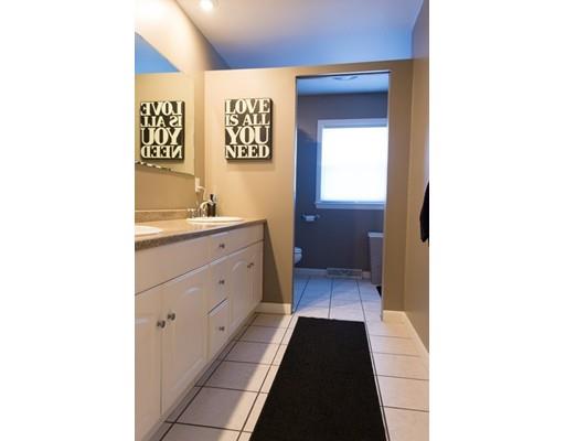 11 Studley St, Fairhaven, MA 02719 photo 6