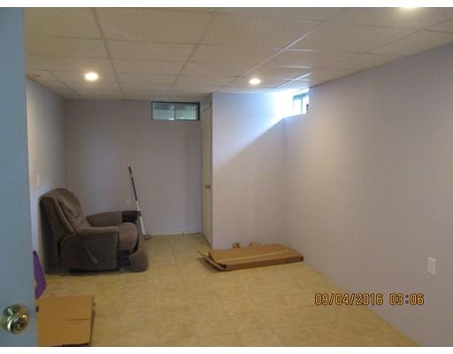 48 Orient, Worcester, MA 01604 photo 4