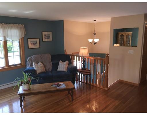 49 Eldridge Dr, North Attleboro, MA 02760 photo 4