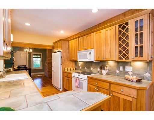 180 South St, Upton, MA 01568 photo 6