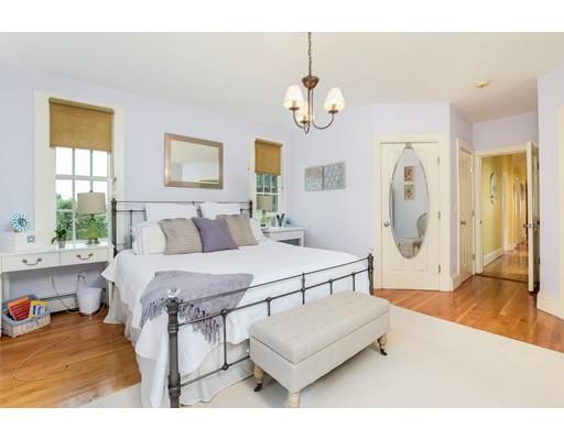71 Jersey St, Marblehead, MA 01945 photo 18