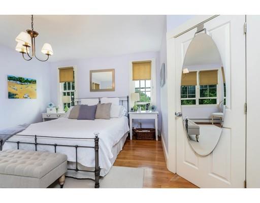 71 Jersey St, Marblehead, MA 01945 photo 17