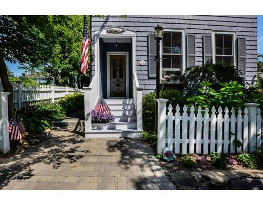 71 Jersey St, Marblehead, MA 01945 photo 2