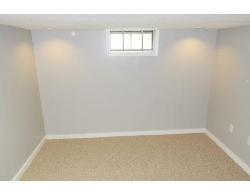 55 Linnell St, Springfield, MA 01104 photo 20