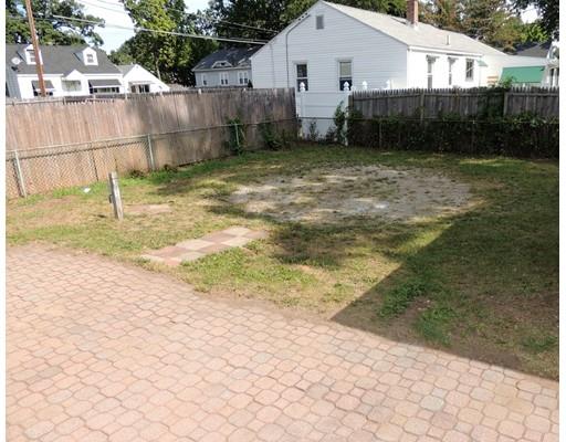 55 Linnell St, Springfield, MA 01104 photo 27