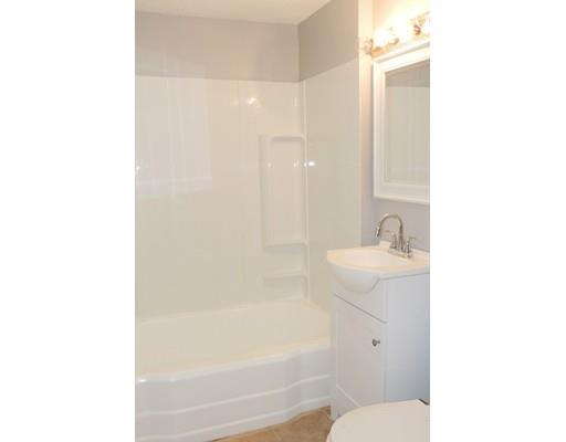 55 Linnell St, Springfield, MA 01104 photo 12