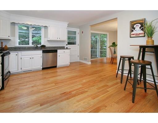 8 Eastern Ave, Stoneham, MA 02180 photo 6