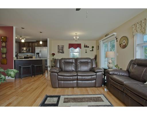 74 Plain St, Easthampton, MA 01027 photo 15