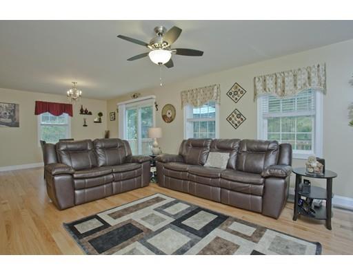 74 Plain St, Easthampton, MA 01027 photo 16