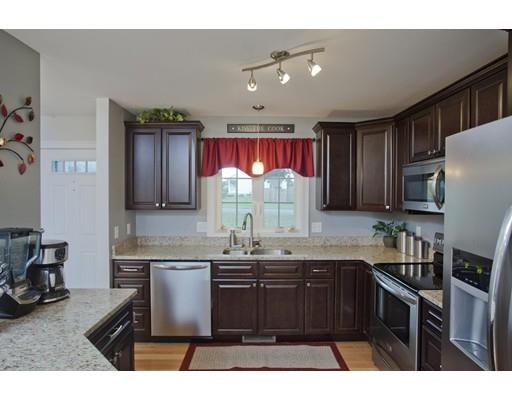 74 Plain St, Easthampton, MA 01027 photo 10