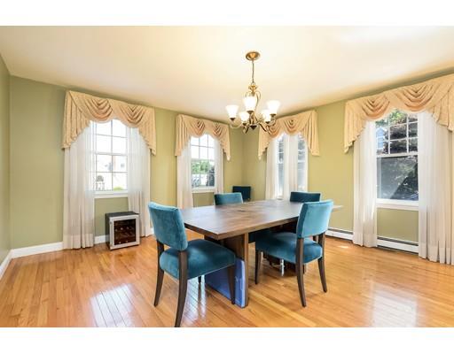 35 Beacon St, Stoneham, MA 02180 photo 3