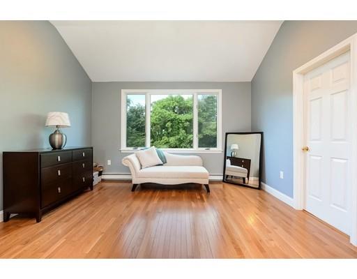 35 Beacon St, Stoneham, MA 02180 photo 12