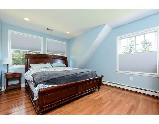 35 Beacon St, Stoneham, MA 02180 photo 14