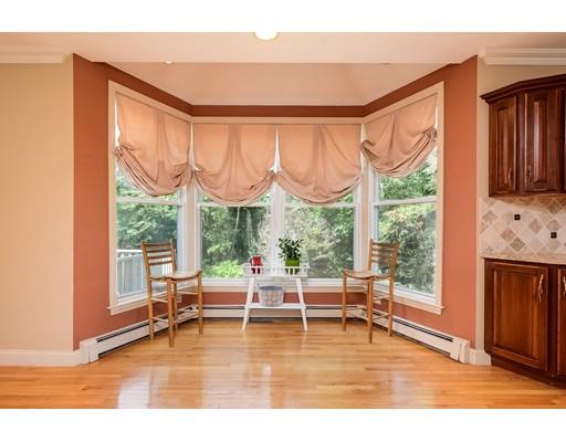 35 Beacon St, Stoneham, MA 02180 photo 5