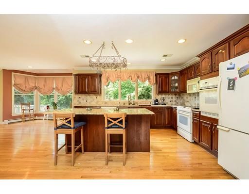 35 Beacon St, Stoneham, MA 02180 photo 8