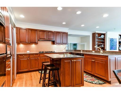 48 Thackeray Rd, Wellesley, MA 02481 photo 9
