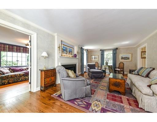 48 Thackeray Rd, Wellesley, MA 02481 photo 5