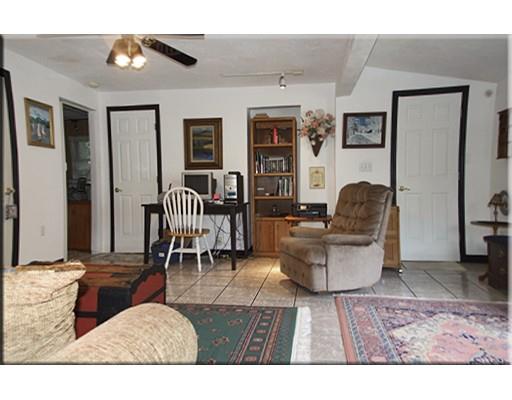 431 Hamilton St, Worcester, MA 01604 photo 21