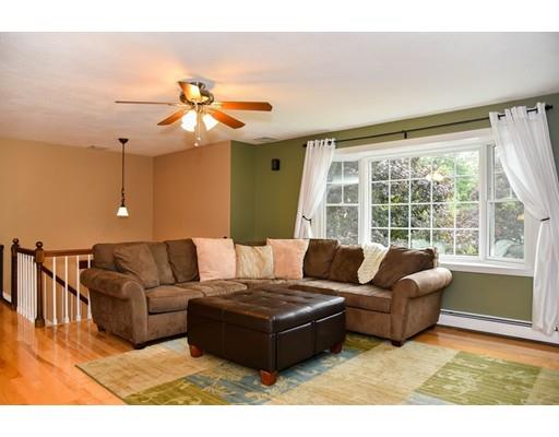 6 Benton Cir, Reading, MA 01867 photo 2