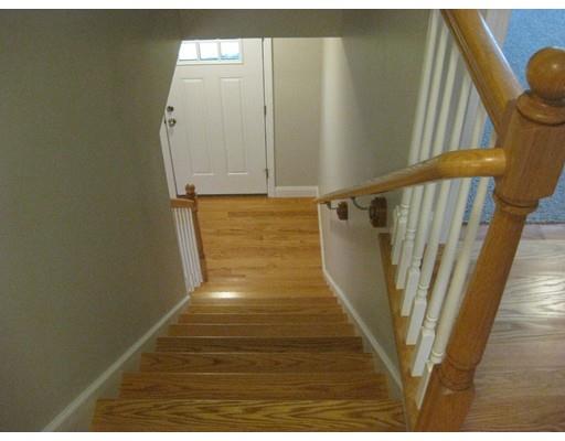 20 Old Lane Rd, Springfield, MA 01129 photo 5