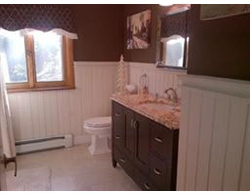 1 Accord Ln, Hingham, MA 02043 photo 2