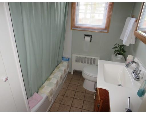 38 Bacon Rd, Springfield, MA 01119 photo 8