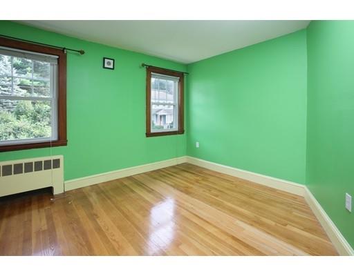 178 Oak St, Wakefield, MA 01880 photo 9