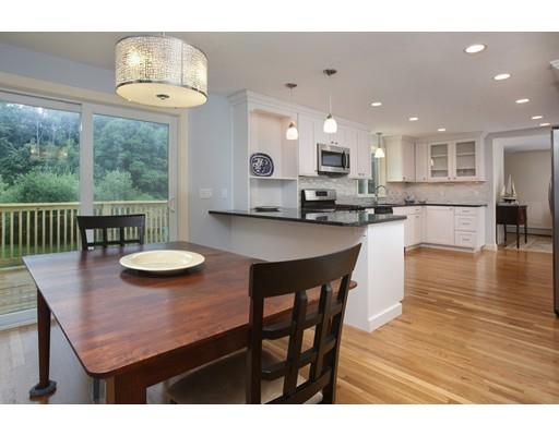178 Oak St, Wakefield, MA 01880 photo 2