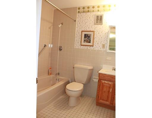 1204 Greendale Ave #129, Needham, MA 02492 photo 4