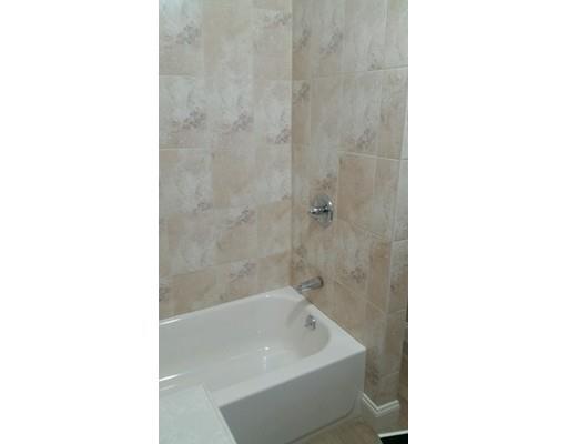 47 Irvington St, Springfield, MA 01108 photo 8