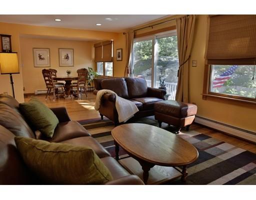 9 Blake Ct, Gloucester, MA 01930 photo 8