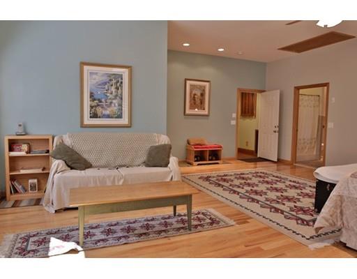 9 Blake Ct, Gloucester, MA 01930 photo 14