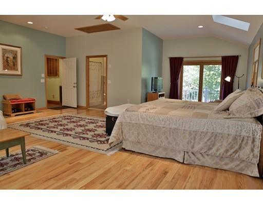 9 Blake Ct, Gloucester, MA 01930 photo 13