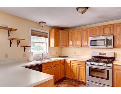 11 Stowell Ave, Worcester, MA 01606 photo 3