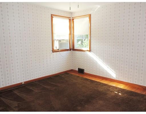 52 Gary Rd, Springfield, MA 01119 photo 12