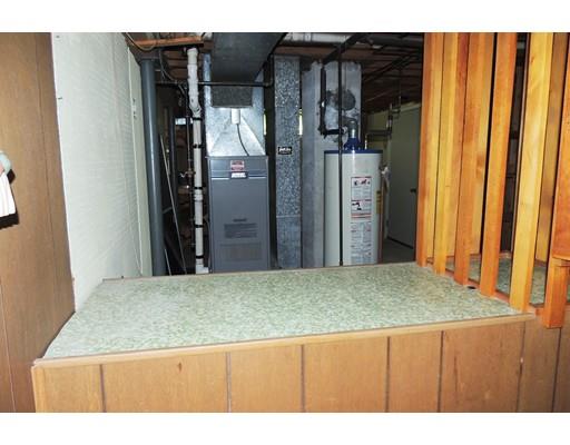 52 Gary Rd, Springfield, MA 01119 photo 16