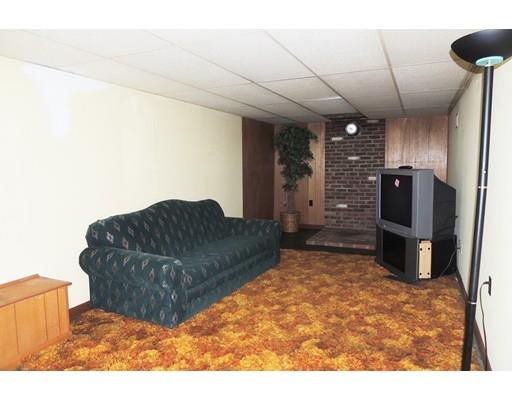 52 Gary Rd, Springfield, MA 01119 photo 13