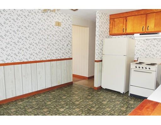 52 Gary Rd, Springfield, MA 01119 photo 7