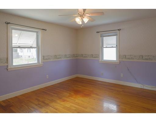 54 Hillside Ave, Beverly, MA 01915 photo 8