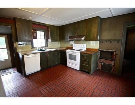 63 E Main St, Middleboro, MA 02346 photo 10