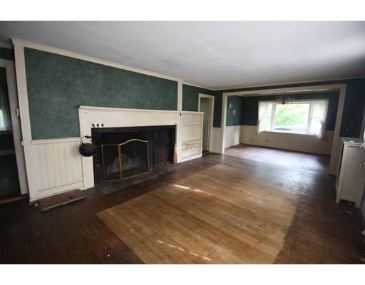 63 E Main St, Middleboro, MA 02346 photo 12