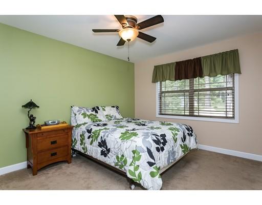 74 Jordan St, Springfield, MA 01129 photo 15